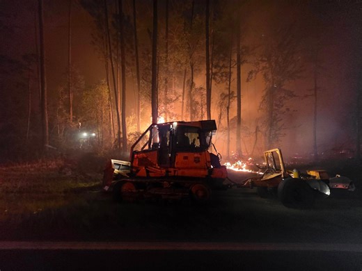 Live updates: Wildfires spread through Georgia. What to know
