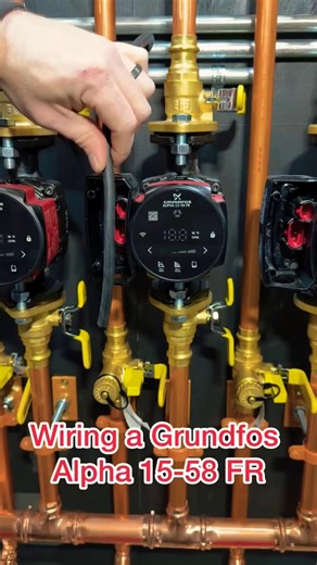 Wiring the GRUNDFOS Alpha 15-58FR ⚡ | Pro Plumbing Tip (USA & EU)