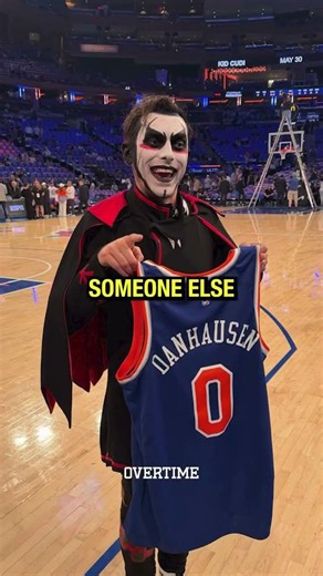 THE KNICKS ARE 2-0 SINCE DANHAUSEN CURSED THE CAVS. IT’S 100% HIM 😭