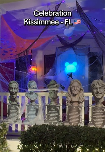 Celebration- Kissimmee FL 🇺🇸 #celebration #kissimmee #halloween #halloweendecor #tour