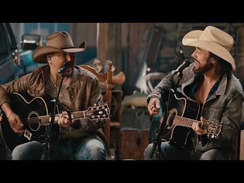 Jason Aldean with David Lee Murphy - Dust on the Bottle (Fireside Sessions)