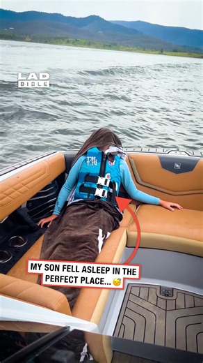 He was only trying to take a nap 😅 #sea #fails | LADbible