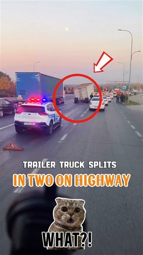Trailer Truck Splits in Two on Highway😱 #shortvideos #accident