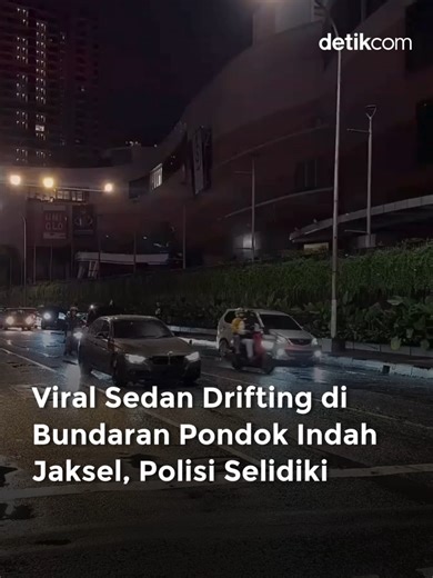 Sebuah mobil sedan melakukan aksi drifting di kawasan Pondok Indah, Jakarta Selatan (Jaksel). Aksi tersebut pun viral di media sosial (medsos). Berdasarkan video viral yang dilihat detikcom, Rabu (7/1/2026), mobil sedan berkelir silver tersebut mulanya berhenti di lampu merah dekat PIM 3. Tak lama kemudian, mobil tersebut melaju dan melakukan drifting. Mobil tersebut melakukan drifting sebanyak dua putaran di tengah-tengah simpang jalan. Setelah dua kali memutar dengan manuver drifting, mobil te