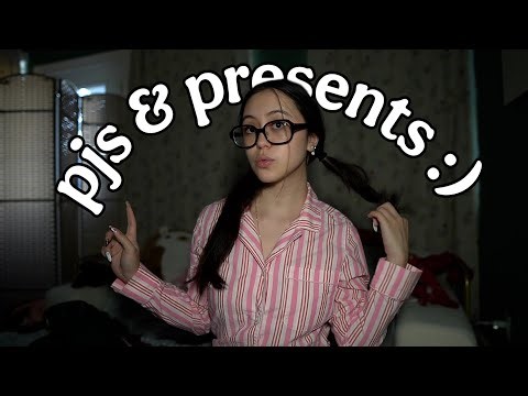 ASMR Fabric Scratching, Body Triggers, and Christmas Presents (Assorted Triggers)