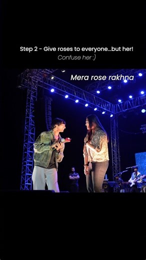 Nova teasing a fan girl on stage 😂