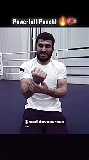 🔥🥊 POWERFUL PUNCH IN BOXING 💥 Power Is Built, Not Forced A strong punch comes from balance, timing, and clean technique — not just arm strength. ⚡ Speed Control = Impact Stay relaxed, rotate fast, and let the punch snap. 🎯 Why It Matters – Heavier, cleaner punches – Better control and confidence ⚡ Build smart. Punch with power. — This video is for educational purposes only. — #boxingtraining #boxingworkout #boxingnews #boxinglife #selfdefensetraining #boxingdaysale #boxingfitness #boxingdril