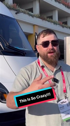 First Look at the Tesla Semi Truck Features