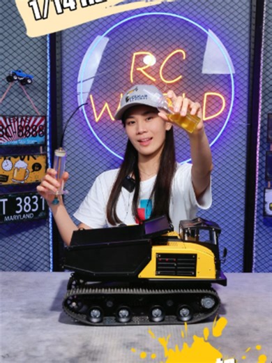 If you already own RC excavator, you definitely won’t want to miss this metal 1/14 scale RC hydraulic crawler dump truck T14R! Boasts outstanding loading height, incredible playability, and highly realistic detailing. Come along with Frida and wake up this king of performance! #RC #rcmodel #rcworld #rclife #rclover #rccommunity #Toucanhobby #model #dumper