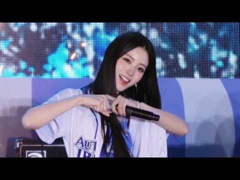 261008 MEOVV(미야오) ANNA(안나) - Hit 'Em @경성대 직캠(Fancam).by.Shaytyen