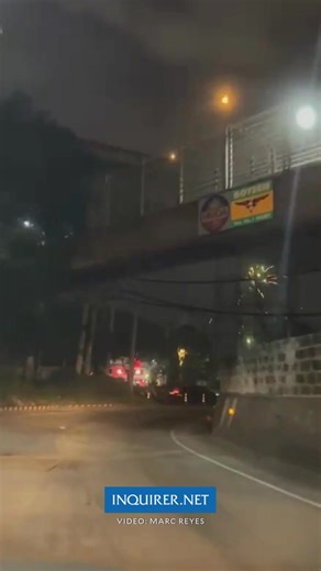 NEW YEAR ON THE ROAD! 🎉🚙 WATCH: Fireworks light up the sky at the stroke of midnight, as seen from the North Luzon Expressway (NLEX) on New Year’s Day, January 1, 2026. | via Marc Reyes, INQUIRER.net Visit inquirer.net for more stories or subscribe to our channel for live updates: https://www.messenger.com/channel/inquirerdotnet | INQUIRER.net