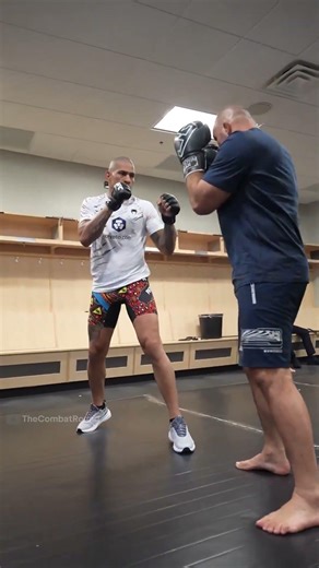 How UFC Contracts work🤔#ufc #mma