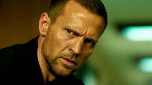 Netflix’s 9-Part ‘Reacher’ Replacement Based on a Bestselling Book Series Is the Perfect Binge