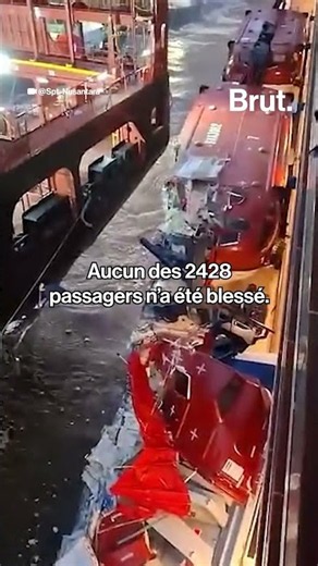 Un paquebot entre en collision avec un porte-conteneurs dans le port de Bremerhaven, en Allemagne.