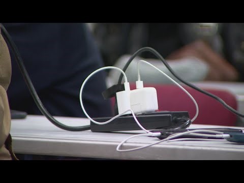 Extended headlines | Xcel works to restore remaining power outages in Colorado