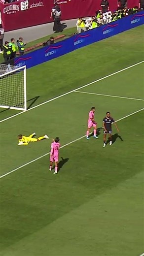 Golazo de Leo Messi! 🔥🔥🔥