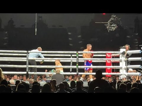 Isaac Pitbull Cruz vs Nestor Bravo | Pitbull Cruz Knock Down Lowblow