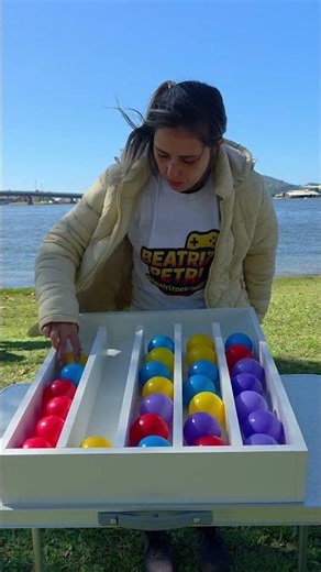 Colored Balls Game