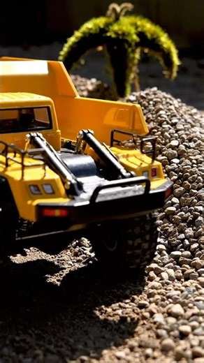 Miniature Construction Site: RC Dump Truck Hauls Gravel! 🏗️