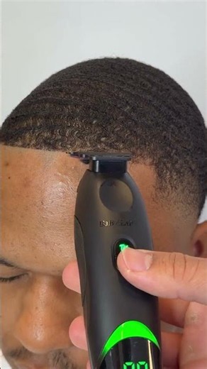 Master the Clean Hairline Design with Precision Clippers Tutorial #fade #barber #lineup