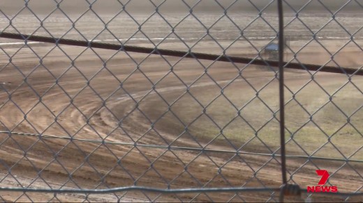 Dubbo City Speedway Club has welcomed over 2 thousand motorsport die-hards for the 66th New South Wales Sprint Car Titles. Drivers from as far as the U.S travelled into town to hit the dirt and do battle. #7NewsCentralWest #dubbo #speedway #statetitles | 7NEWS Central West