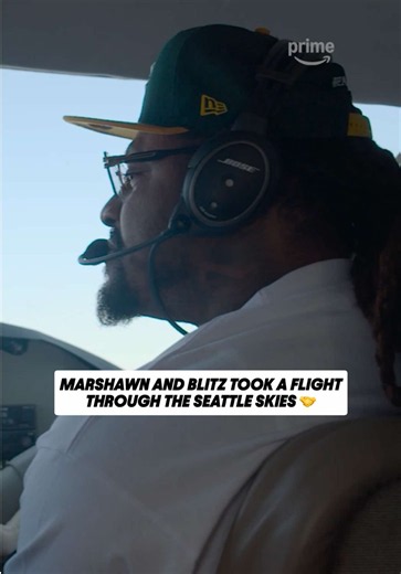 Marshawn Lynch Takes Kenmore Air Seaplane Tour Over Seattle