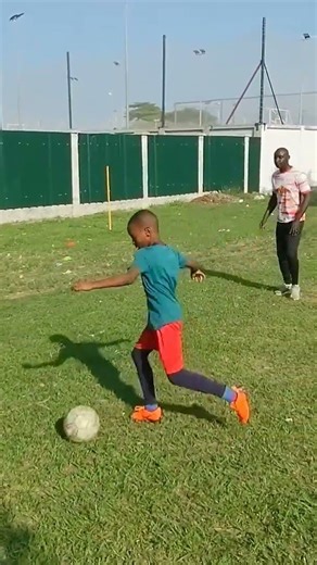 SESSION passes 🏟⚽️🏃‍♂️ #football #kids #soccer