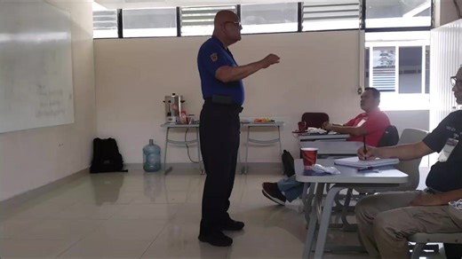 Cricotriroidotomía con Aguja: Técnica y Consideraciones