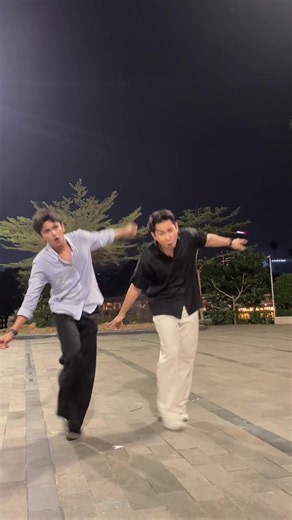 Hey bruh @Roy Sanur 🧐 #bollywoodsong #chaleya #rahulniardi #fypviral