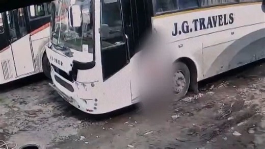 Vadodara Tragedy: 7-Year-Old Boy Dies After Neck Gets Trapped In Hydraulic Door Of Parked Bus | Video
