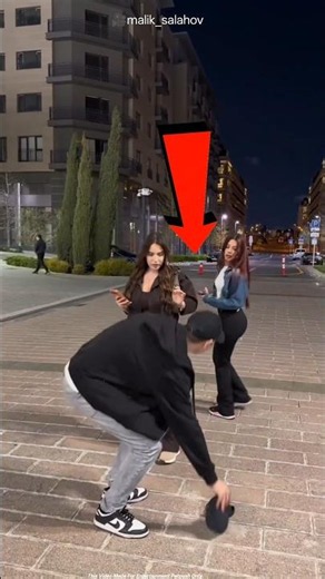 Boyfriend Helps a Stranger, Girlfriend Gets Furious! 😡 #shorts #furious