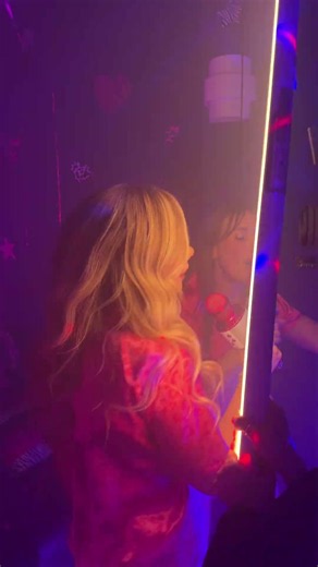 SHOULD THE BESTIES MAKE A SONG?! 💗🖤