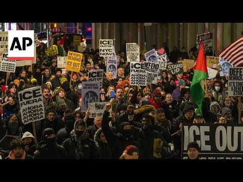 Hundreds protest and hold vigil in Minneapolis after ICE officer kills Renee Nicole Macklin Good