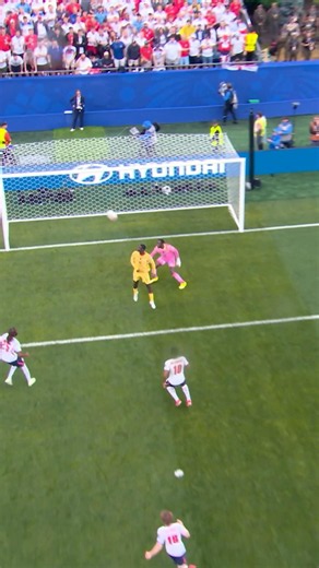 England comes close against Ghana. #FIFAWorldCupOnYT #shorts #fifaworldcup