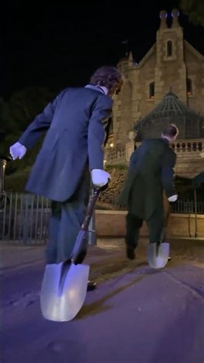 Digging deep to find that the opening date for Mickey's #NotSoScary Halloween Party is August 7th 🎃💀