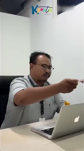 Niat awal resign, pas bos bilang risol malah beneran ada risolnya🥲 kantor sulap #Kyouth