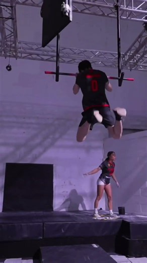 defying gravity 🫨 #challenge #highlights #ninja