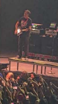 Hoobastank live at the Moody #concert