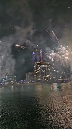 Bahrain Rings in New Year With Dazzling Fireworks
