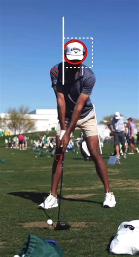 Front View Driver Swing of Akshay Bhatia. Topic: Low Point Control / Wide Swing There’s many things we could point out in any tour player. But let’s choose a few that helped Akshay wind up with a $4,000,000 check and some hardware. Akshay’s lead arm was pivotal for navigating around Bay Hill this at The Arnold Palmer Invitational . As well as his wide swing that added a few extra yards. Here’s a few facts below on why these are so key 🔑 ⬇️ Maintaining a straight lead arm (not breaking the elbow