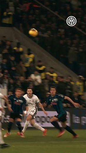 What an impressive save from Sommer! 🤯