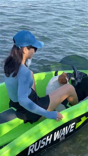 RUSH WAVE BOAT，Water entertainment, a brand new experience#rushwave #Surfing#kartboat #rushwaveboat