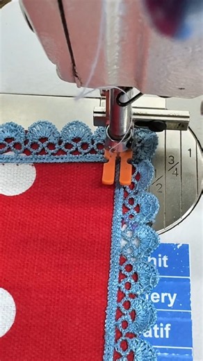 Corner sewing technique with additional embroidered bisban #sewing #sewinghacks #diy