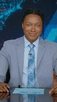 Lindsey Graham wants Trump to have bedroom to ballroom service at the White House #dailyshow