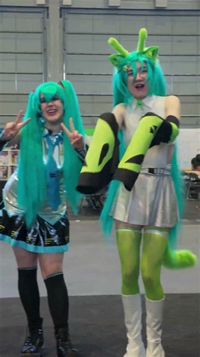 MIKU MIKU BEAM!!!!!!! #cosplay #hatsunemiku