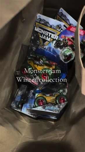 Monster Jam Winter Collection: Christmas Magic for Kids 🎄