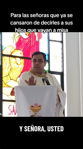 Consejos del Padre Arturo para llevar a los hijos a misa