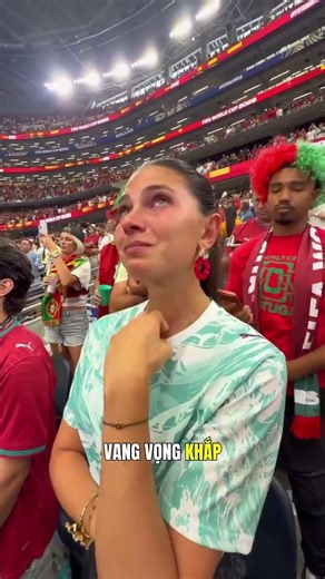 Celine Dept đã khóc. Và có lẽ hàng triệu trái tim cũng đang nghẹn lại. Cảm ơn, Cristiano Ronaldo!