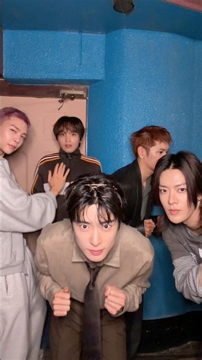 Hello? #NCT127 #BLINGY #NCT127_BLINGY