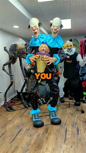 Animatronic Speaking Alien?! 👽 | #short #youtubeshort #fyp